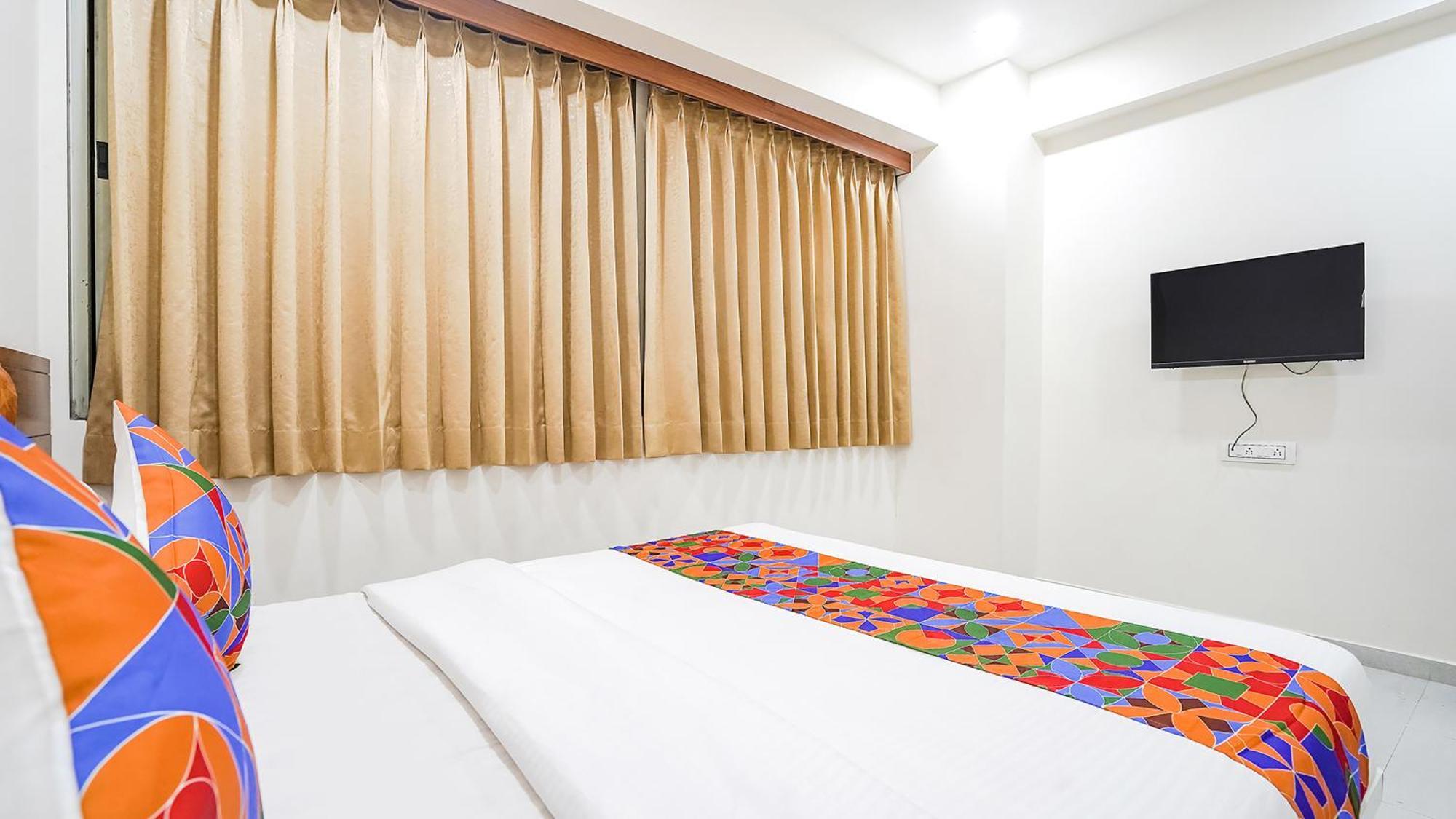 Fabhotel Vishala In Αχμπανταμπάντ Εξωτερικό φωτογραφία