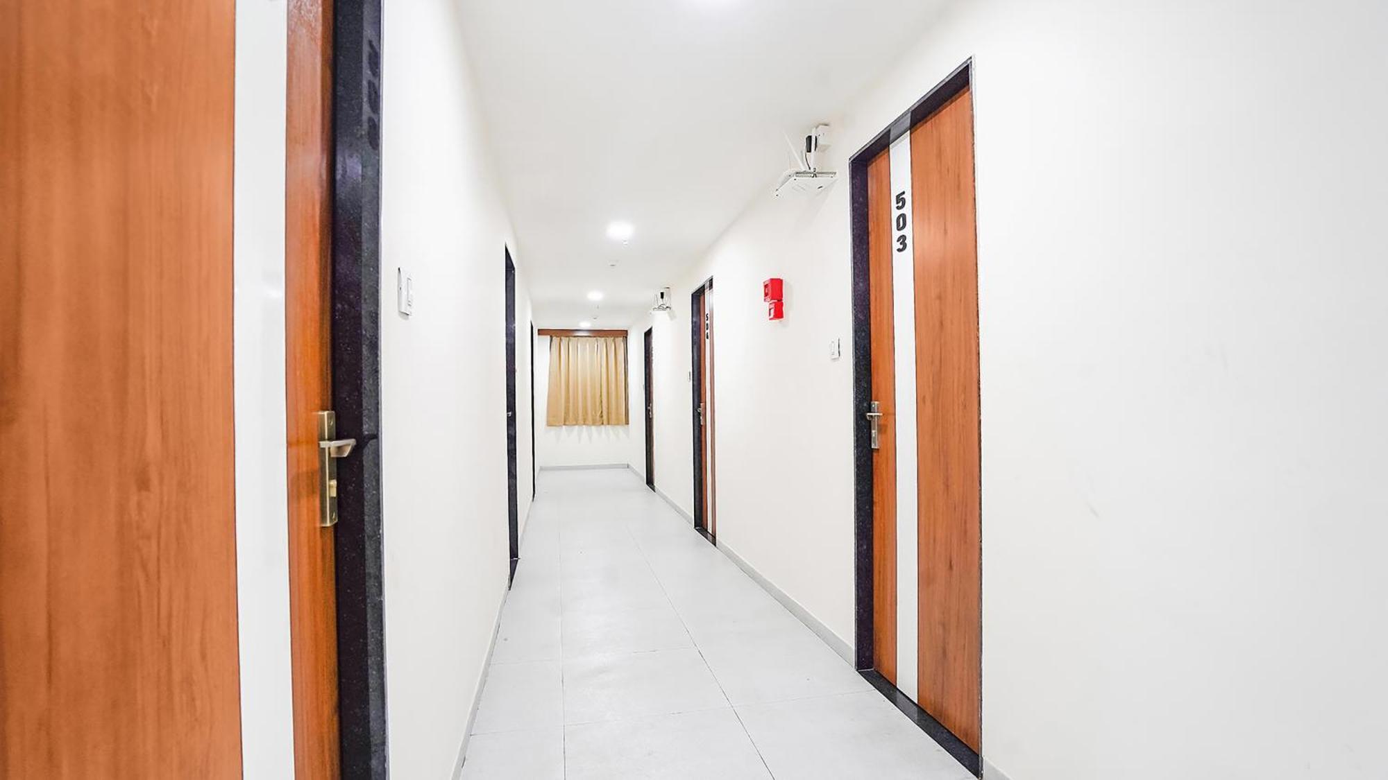 Fabhotel Vishala In Αχμπανταμπάντ Εξωτερικό φωτογραφία