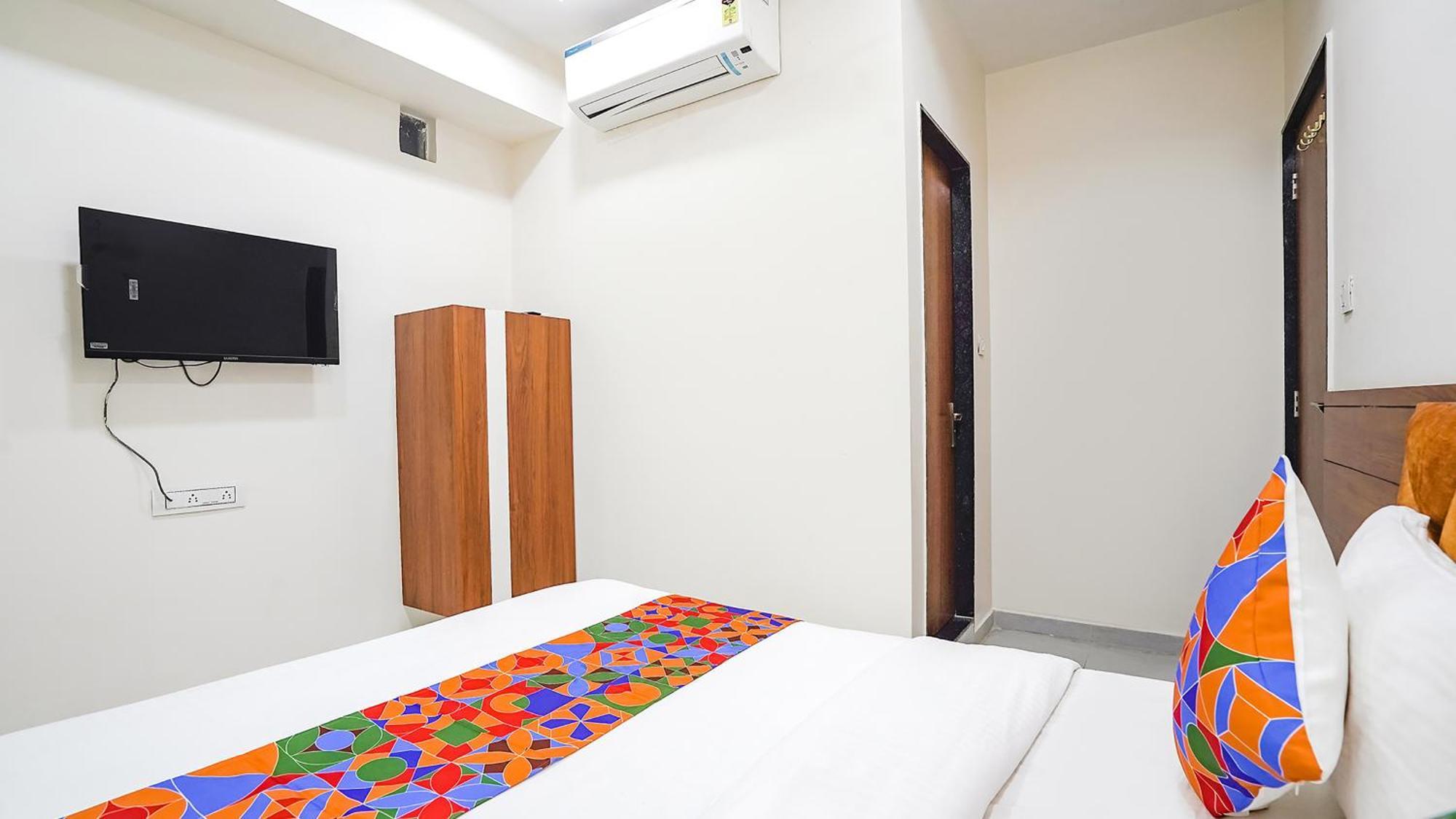 Fabhotel Vishala In Αχμπανταμπάντ Εξωτερικό φωτογραφία