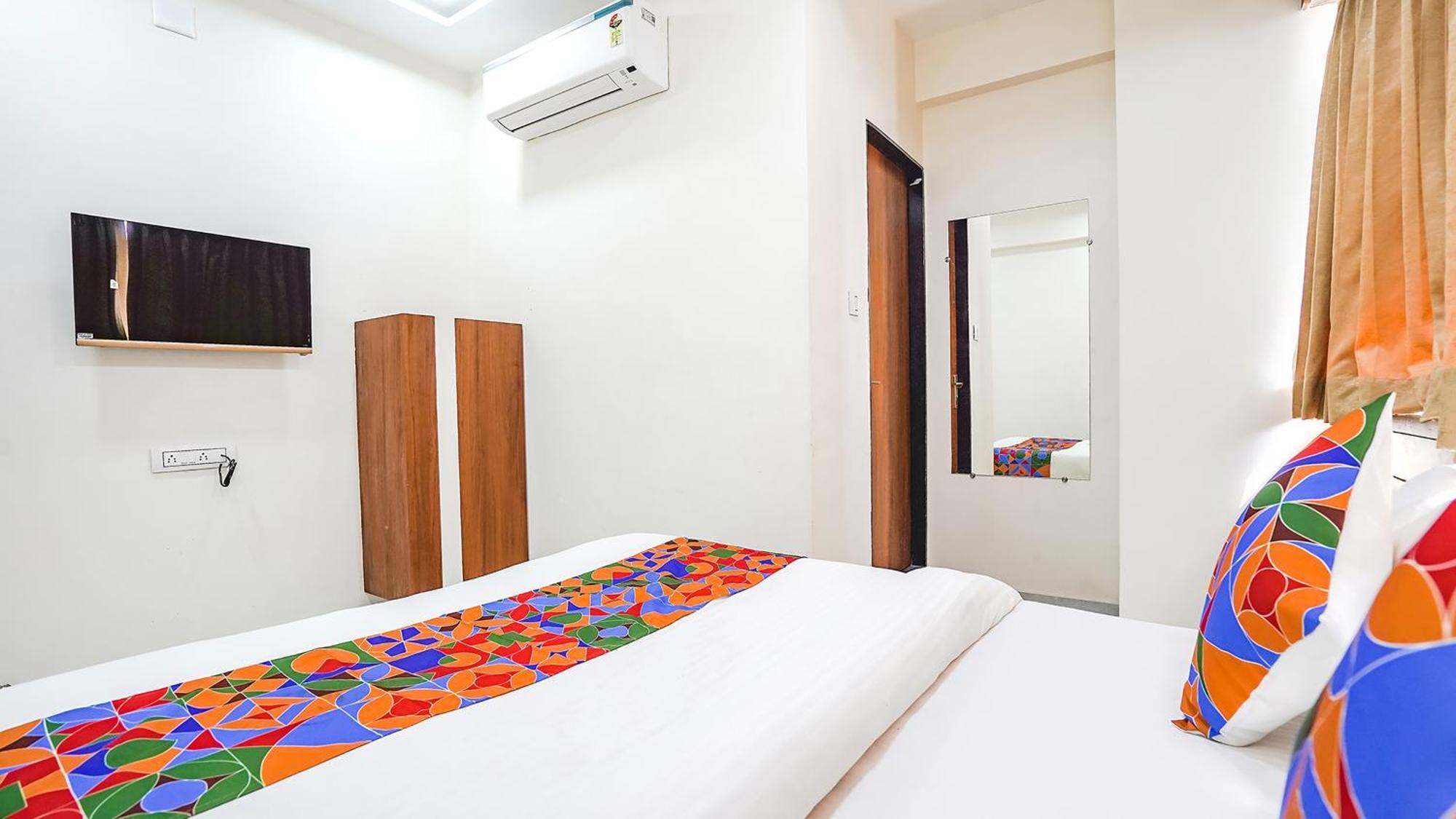 Fabhotel Vishala In Αχμπανταμπάντ Εξωτερικό φωτογραφία